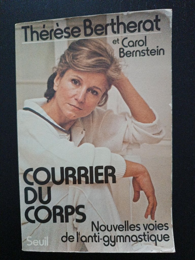 Livre Courrier du Corps 2€, Boeken, Romans, Ophalen, Gelezen