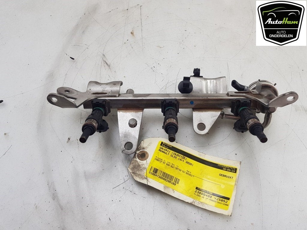 RAMPE D'INJECTION Renault Clio IV Estate / Grandtour (7R), Utilisé, Renault