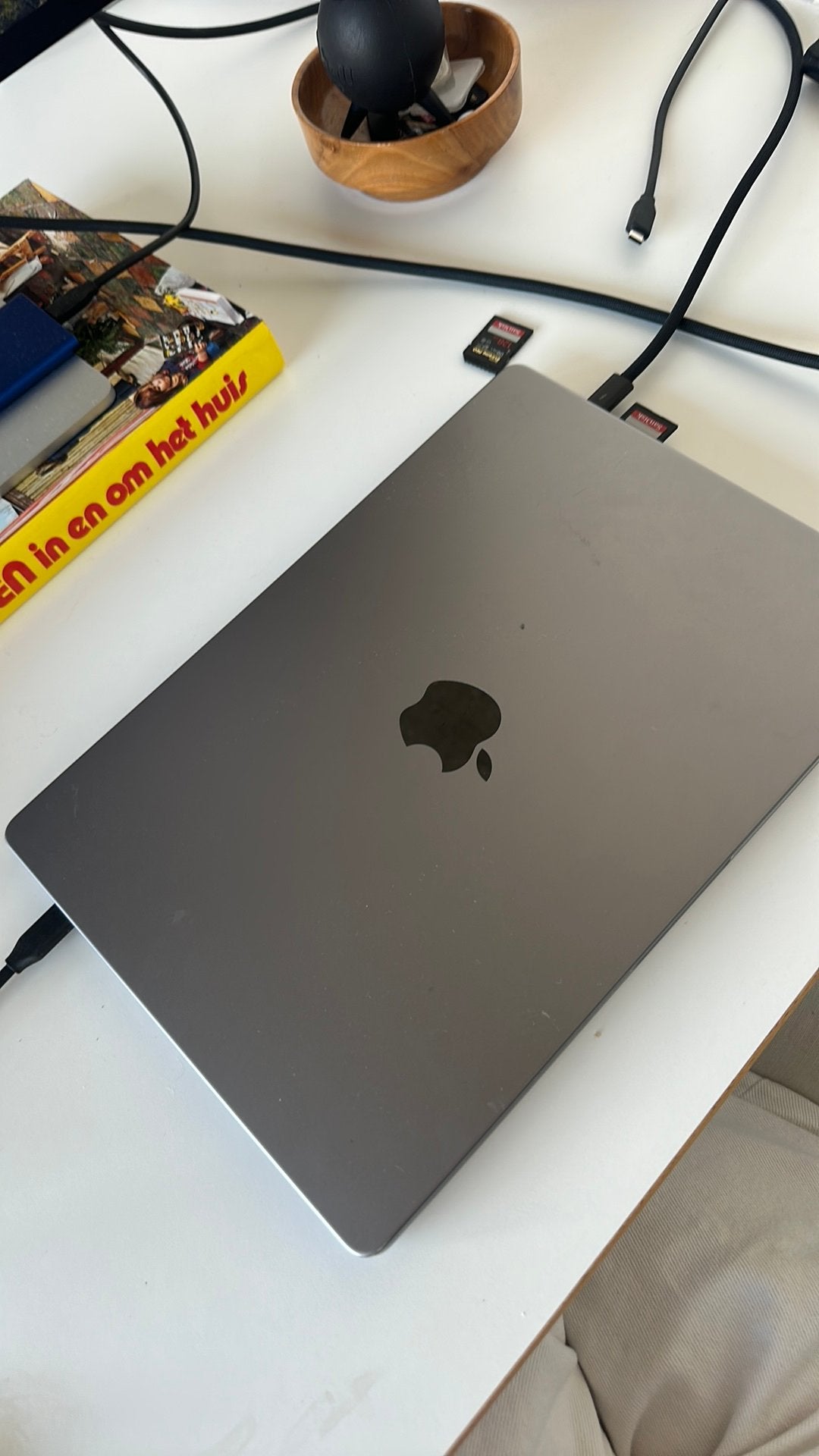 Apple MacBook Pro 14" 2021 M1 Pro 10 core CPU/16 core GPU, Informatique & Logiciels, Apple Macbooks, MacBook, Azerty, Enlèvement
