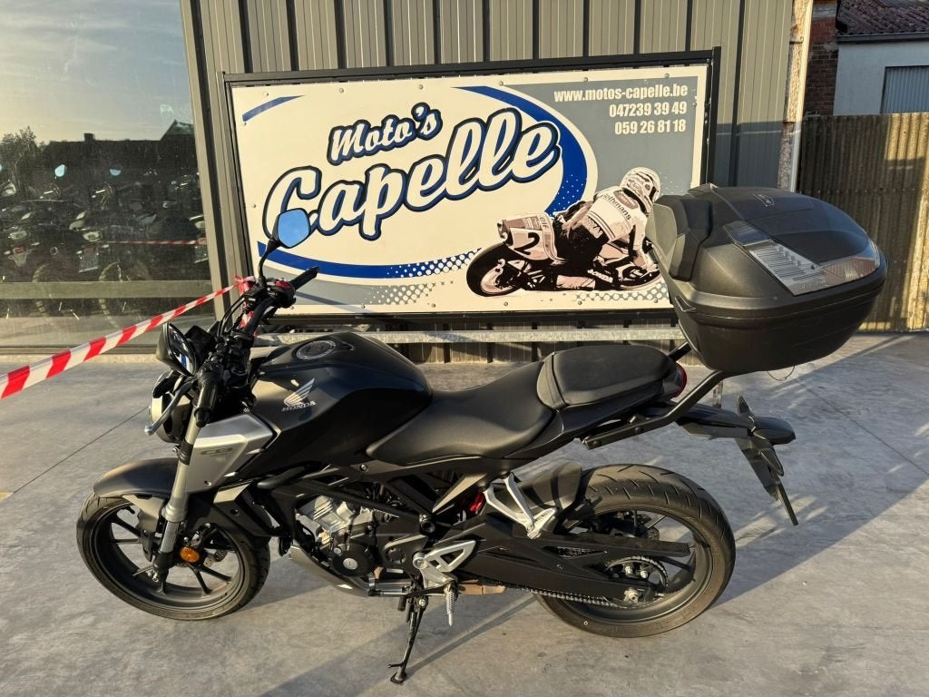 Honda	CB125R Neo Sports Café, Motos, Motos | Honda, Entreprise, 125 cm³, Jusqu'à 11 kW