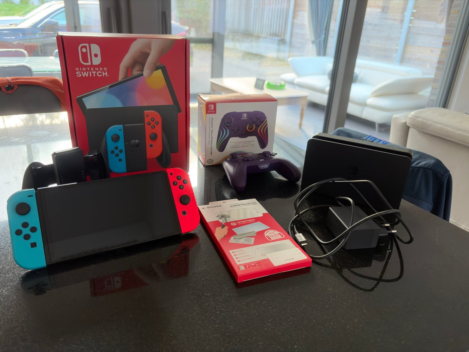 Nintendo Switch OLED + 4 games – Als nieuw!, Met games, Zo goed als nieuw, Met 1 controller, Switch OLED