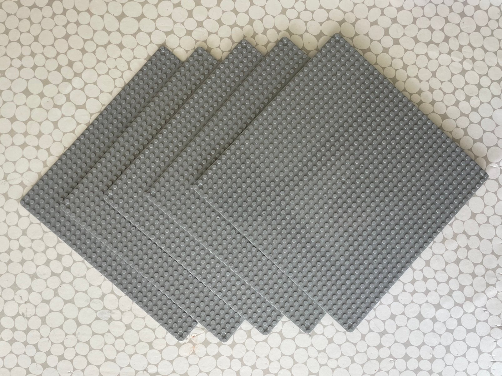 LEGO: 5 grijze, vierkanten bouwplaten 25 op 25 cm, Ophalen of Verzenden, Zo goed als nieuw, Grondplaat, Lego