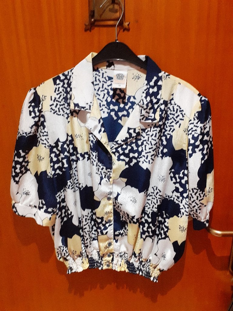 Blouse blanche, jaune et bleue - taille 46/48, Vêtements | Femmes, Enlèvement, Jaune