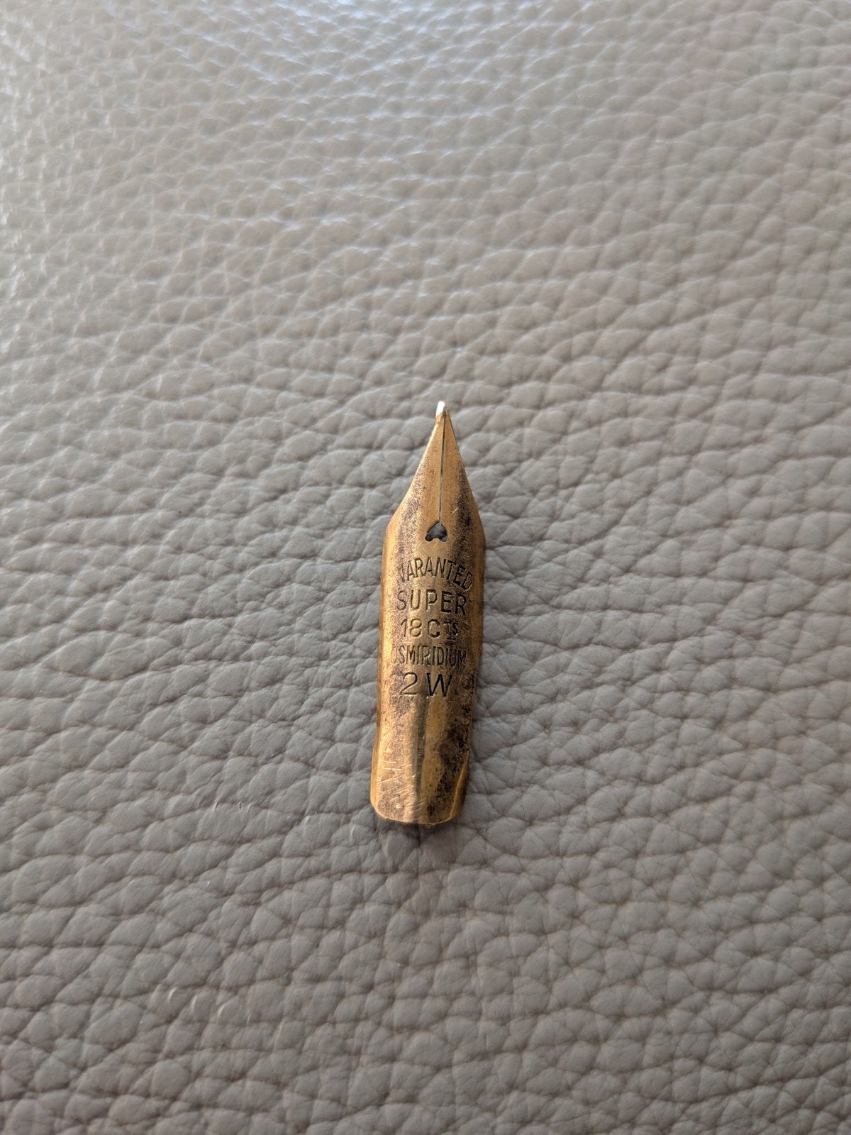 Pointe de stylo plume en or 18 carats tête d'aigle, Collections, Stylos