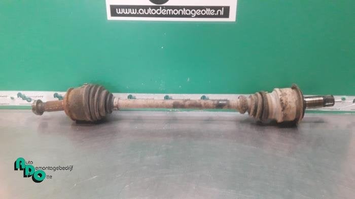 Arbre de transmission arrière droit d'un Mercedes Vito (Vit, 3 mois de garantie, Utilisé, -, -