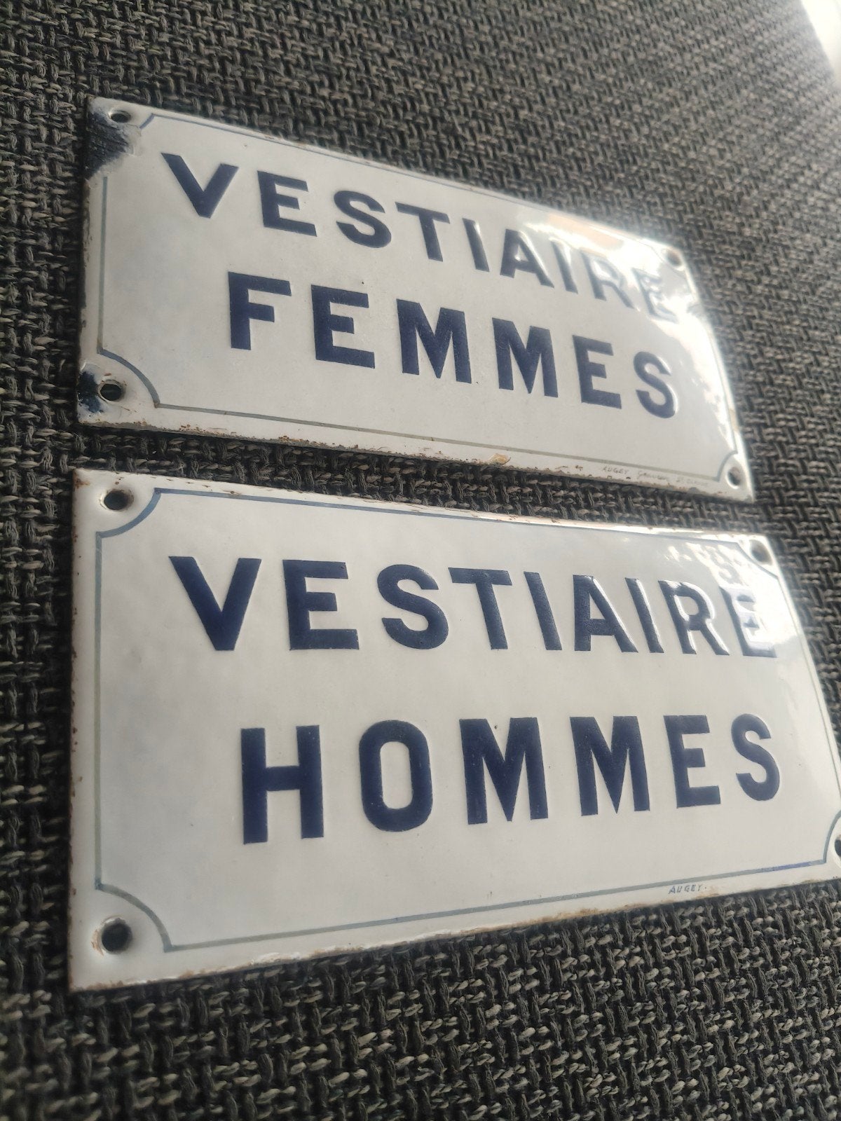 Paar geëmailleerde garderobeplaten, Ophalen of Verzenden