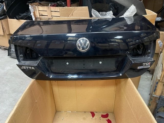 ACHTERKLEP LC9X Volkswagen Jetta IV (162 / 16A), Gebruikt, Achterklep, Volkswagen, Volkswagen AG