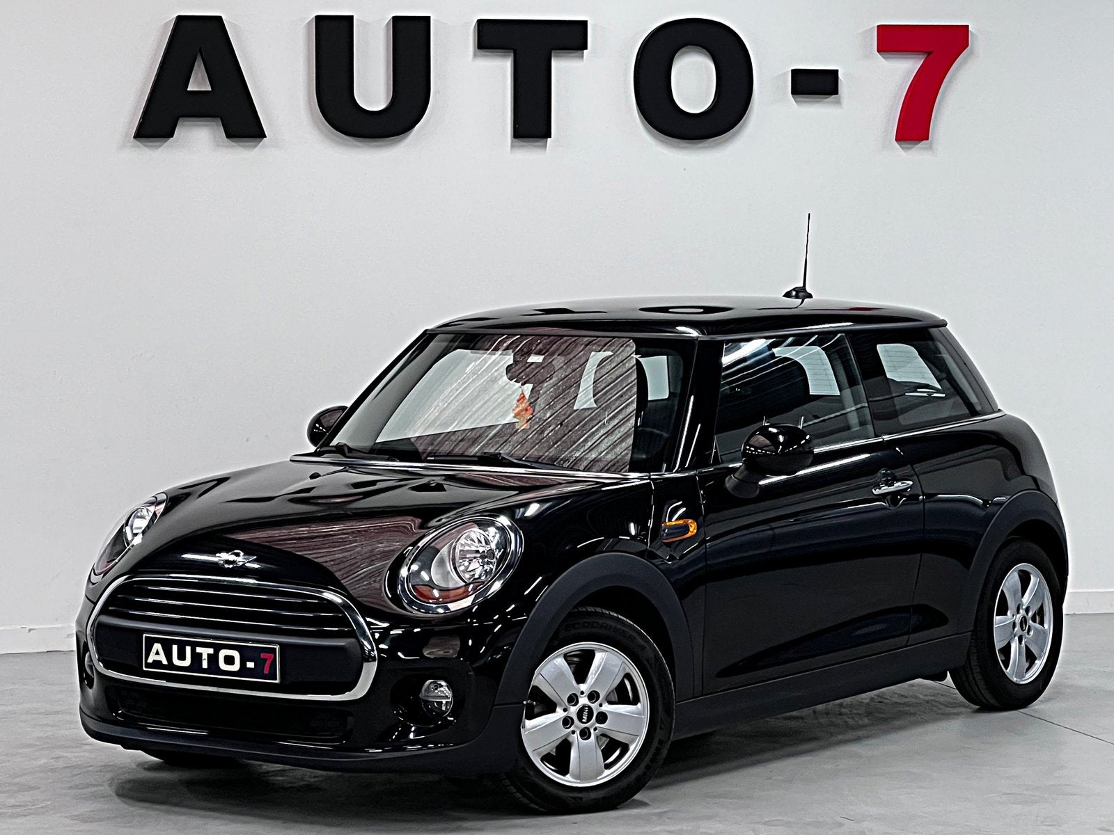 Mini One D 1.5 D 2016 Manueel AC/Airco NAVI -90DKM - EURO 6b, Auto's, Mini, Bedrijf, Te koop, One, Airbags, Airconditioning, Bluetooth