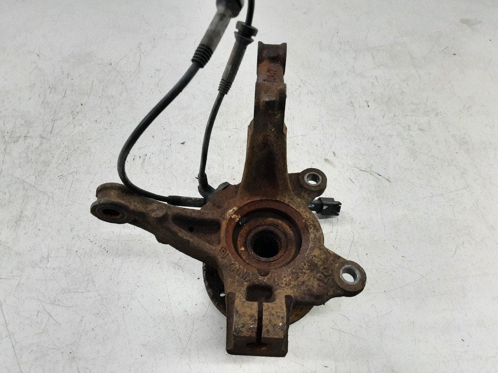 WIELNAAF LINKS VOOR Dacia Logan MCV II / Sandero Wagon (7S), Dacia, Gebruikt, Mevr. I. Hauben, Rue de l'Espoir 34 34
4030  GRIVEGNÉE, BE