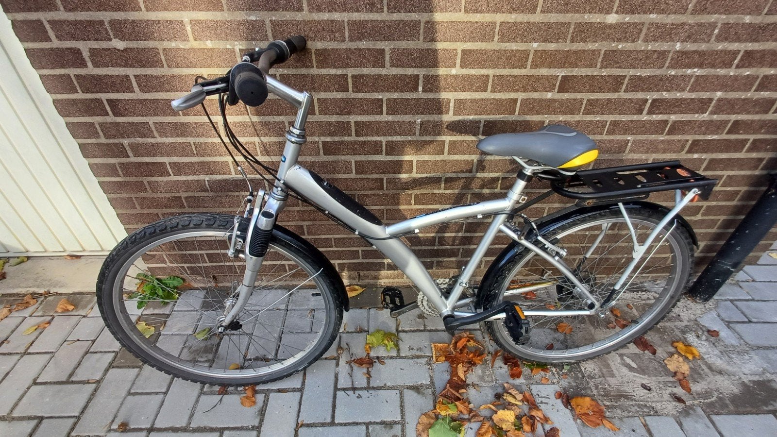 Vélo Btwin, Vélos & Vélomoteurs, Frein sur jante, Enlèvement, Utilisé, Suspension