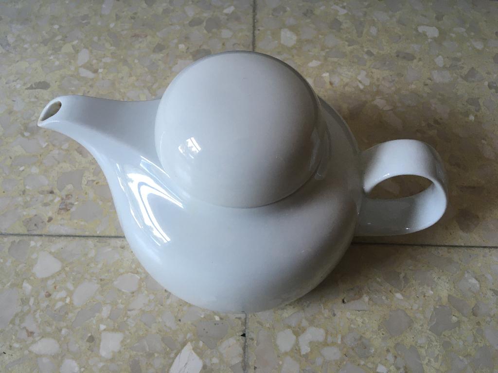 Theepot Arzberg 1.2L, Enlèvement ou Envoi, Comme neuf, Porcelaine