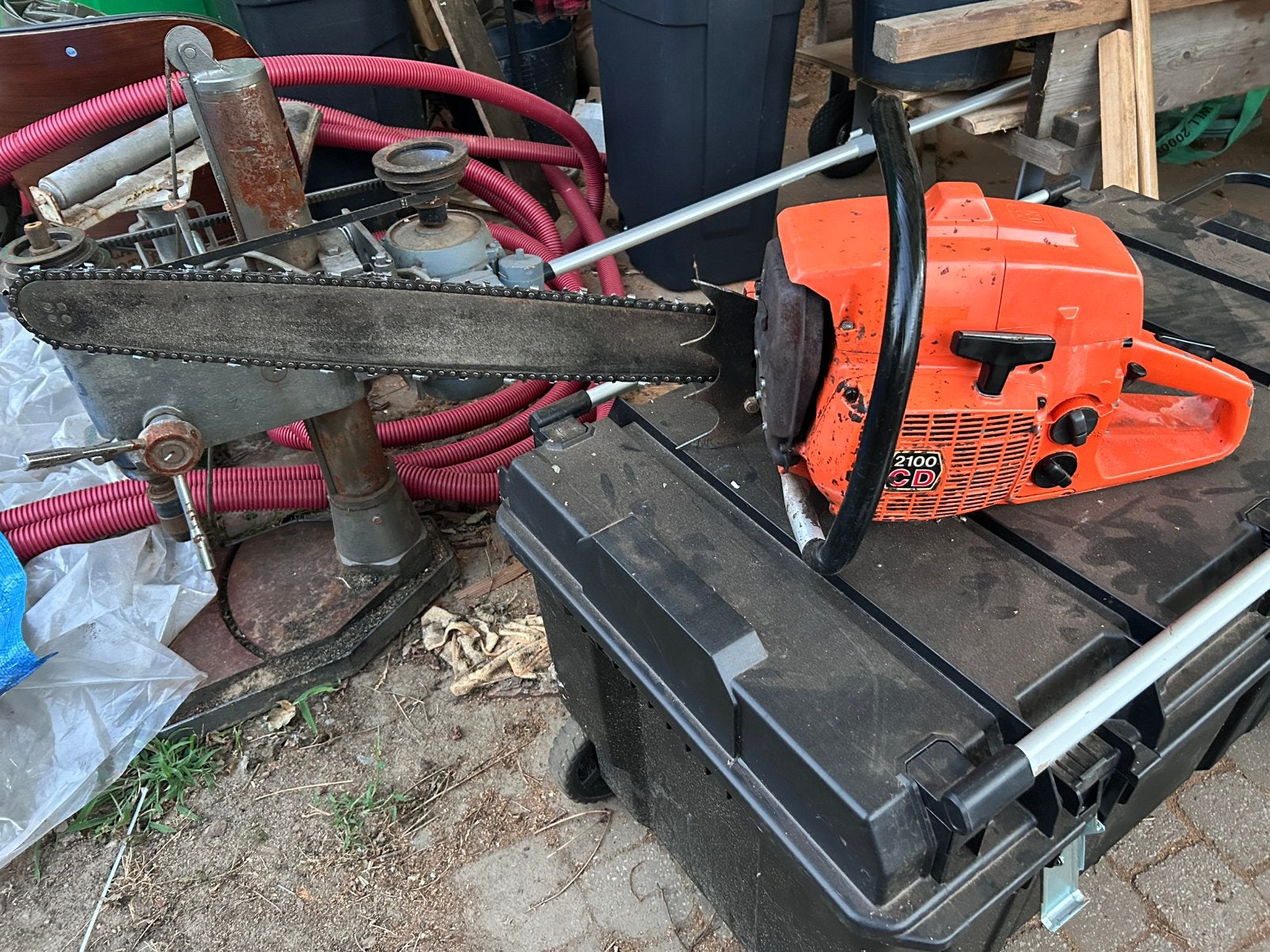 Husqvarna 2100CD 100cc, Doe-het-zelf en Bouw, Gereedschap | Zaagmachines, Ophalen, Zo goed als nieuw, Kettingzaag