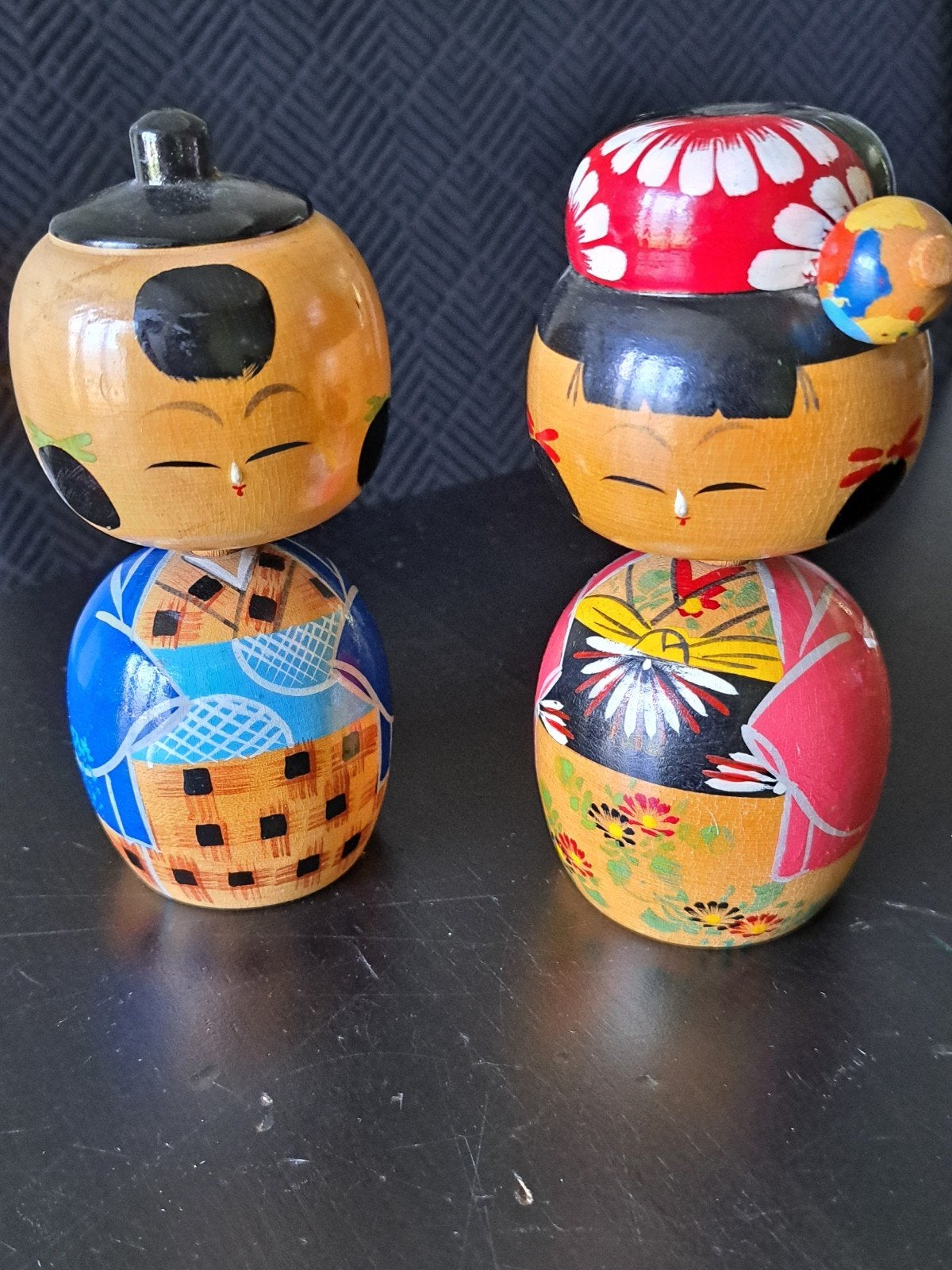 Paire de poupées Kokeshi japonnaise vintage en  bois., Enlèvement ou Envoi