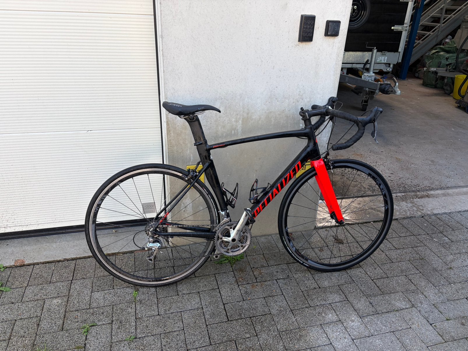 Vélo de route Specialized Allex - Taille 56 - Shimano 105, Vélos & Vélomoteurs, Vélos | Vélos de course, Autres marques, Frein sur jante