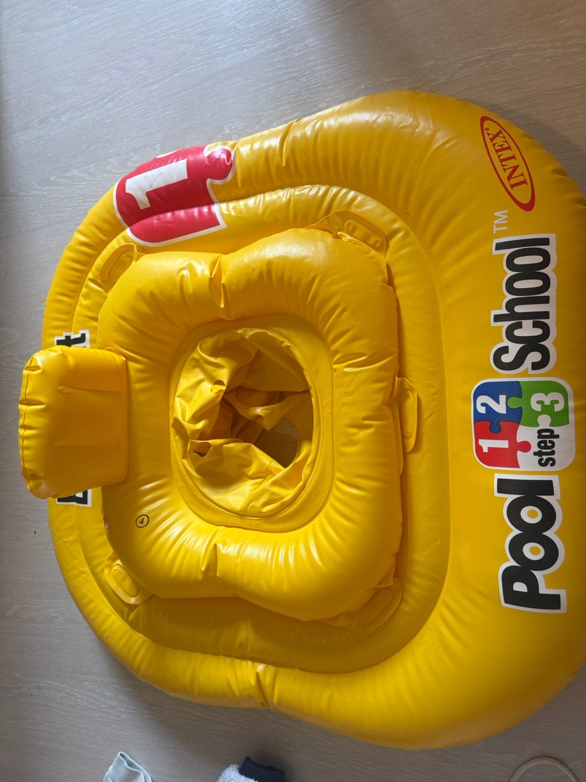 Baby zwemband Babyfloat, Ophalen, Zo goed als nieuw