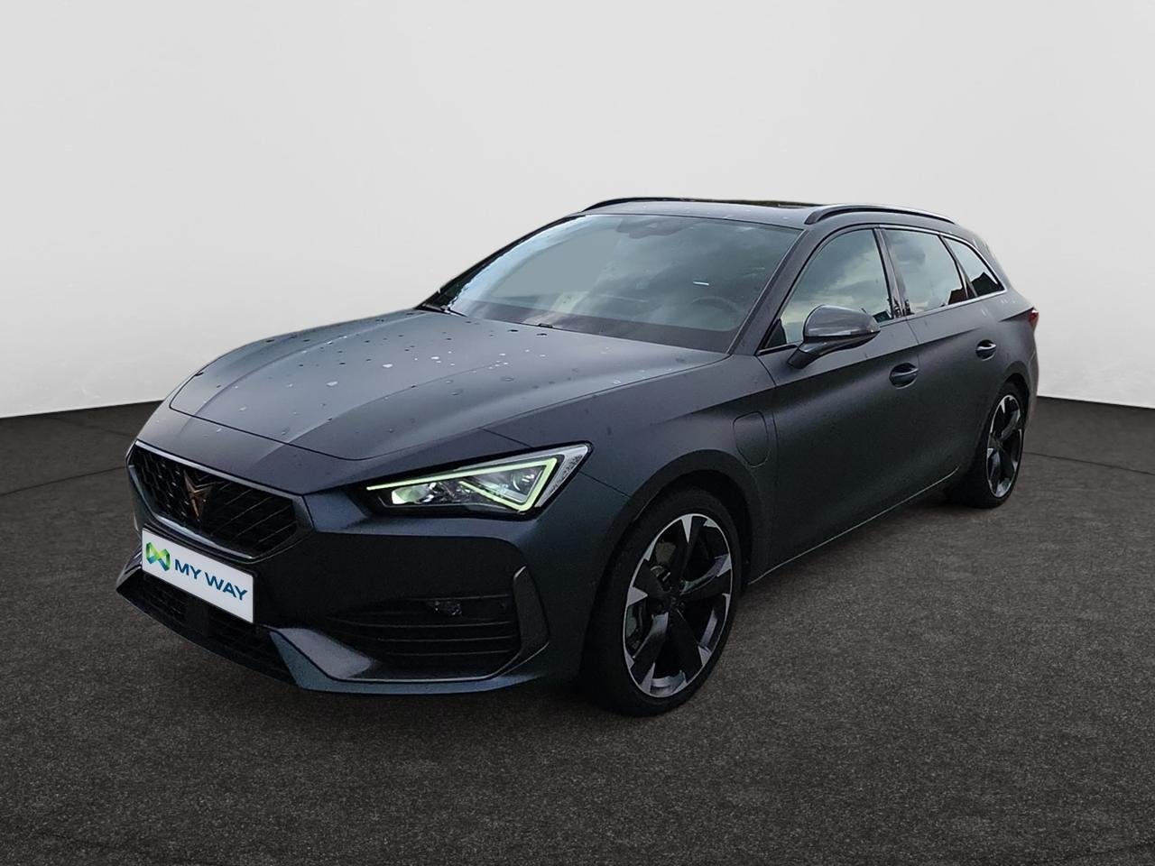 Cupra Leon ST e-Hybrid (PHEV) 1.4 Business+ Edition DSG (150, Autos, Argent ou Gris, Achat, Ordinateur de bord, Leon