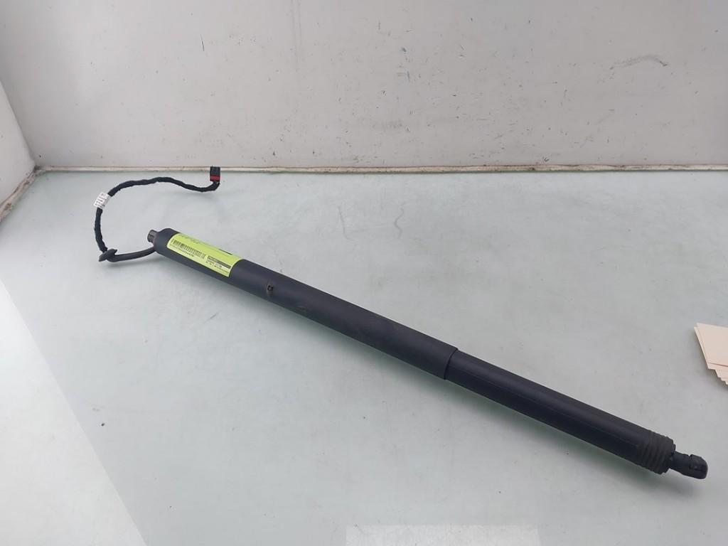 MOTEUR DE HAYON Porsche Cayenne II (92A) (01-2010/12-2018), Dhr. J. Ham, Administratie@autoham.nl, Porsche, Haillon arrière