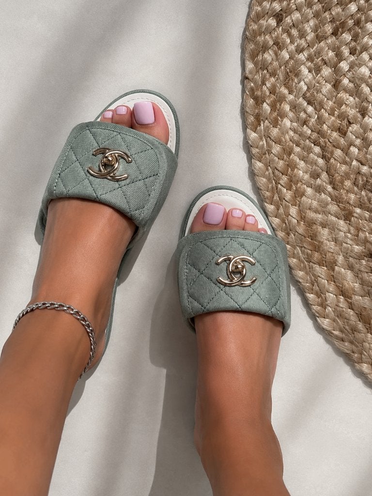 Chanel flats mt 38, Ophalen, Blauw, Sandalen of Muiltjes, Zo goed als nieuw