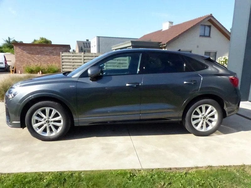 Audi Q3 Sportback S-Line Black Edition (bj 2024, automaat), Auto's, Automaat, https://public.car-pass.be/vhr/f2edff11-03aa-4f74-84a5-14ef110ec28e