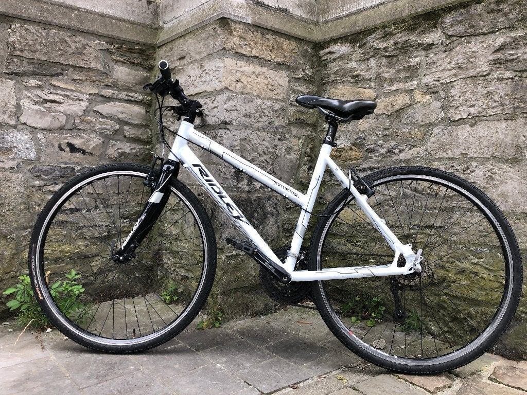 Witte Ridley Tempo hybrid damesfiets (Shimano Deore XT), Fietsen en Brommers, 28 inch, Gebruikt, Velgrem, Ophalen