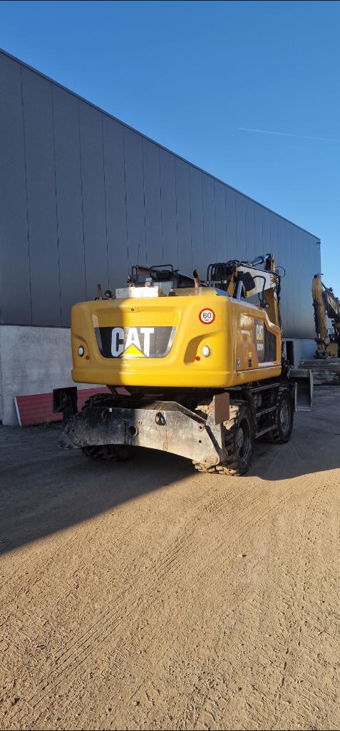 Grue sur pneus Caterpillar M318F construite en 2018, Enlèvement ou Envoi