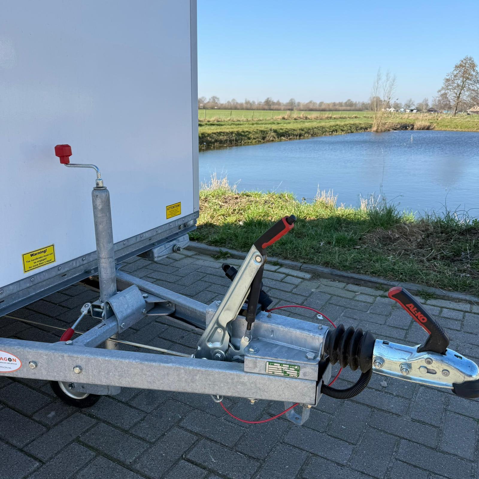 Nieuwe toiletwagen 1-1 met vermalers en boiler, Hobby en Vrije tijd, Ophalen, Zo goed als nieuw