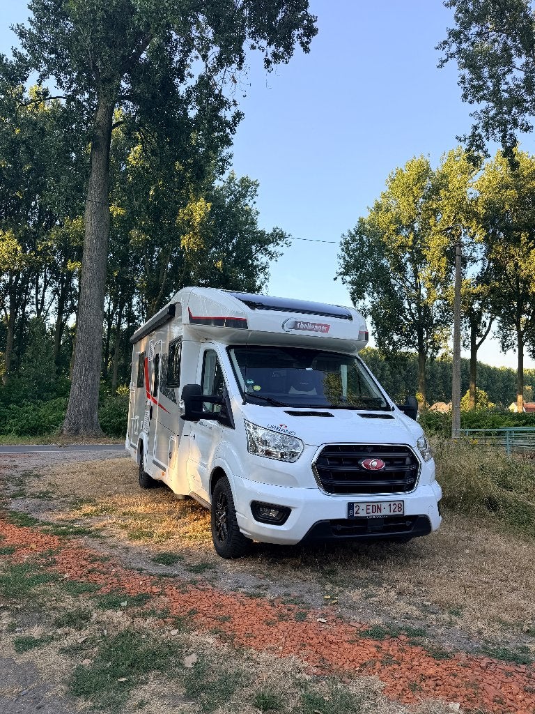 Ford Challenger Graphite 380 Full Off Grid ready, Caravans en Kamperen, Mobilhomes, Ford, Vloeistofverwarming, Luifel, Diesel