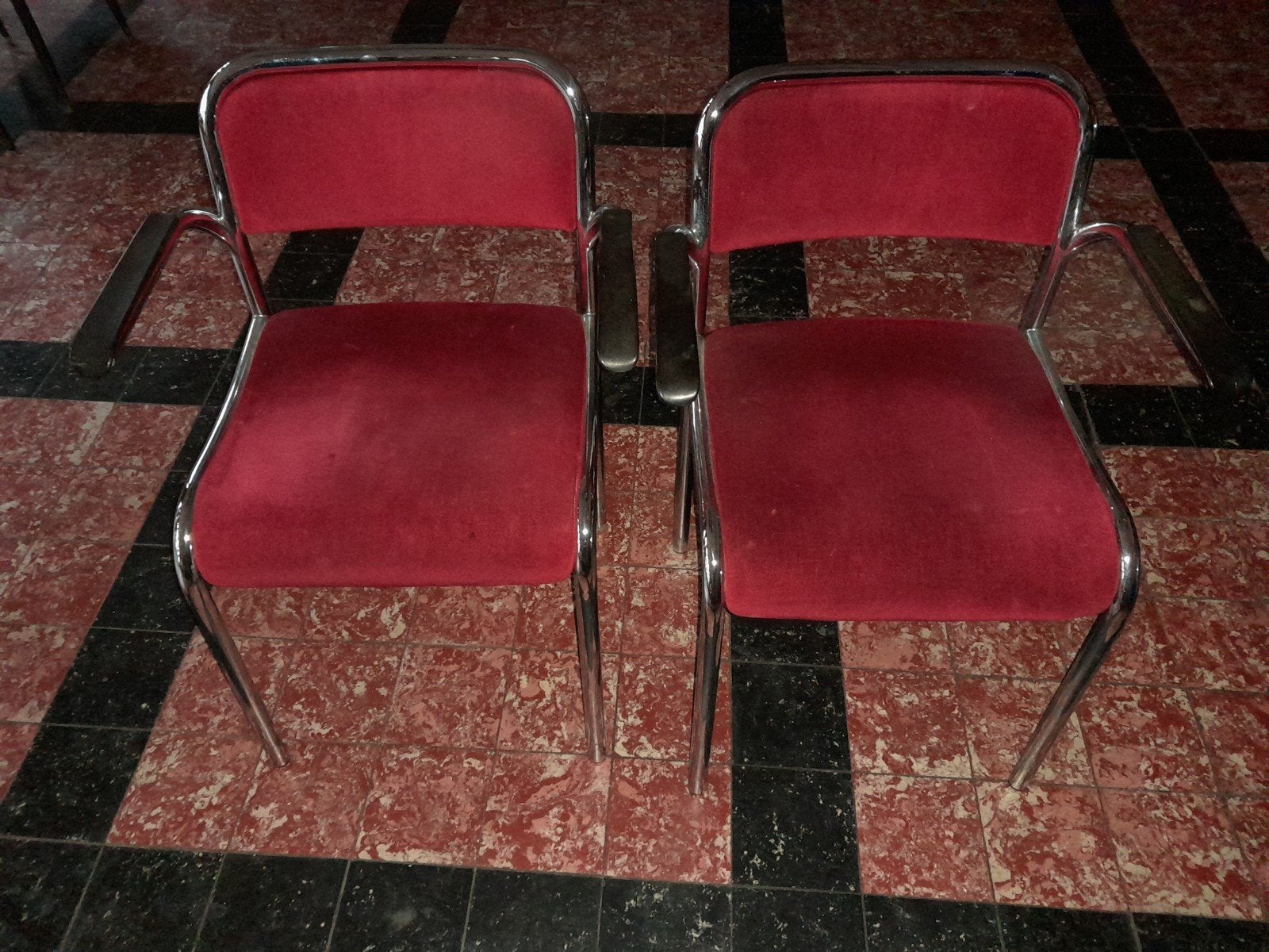 chaise vintage, Enlèvement