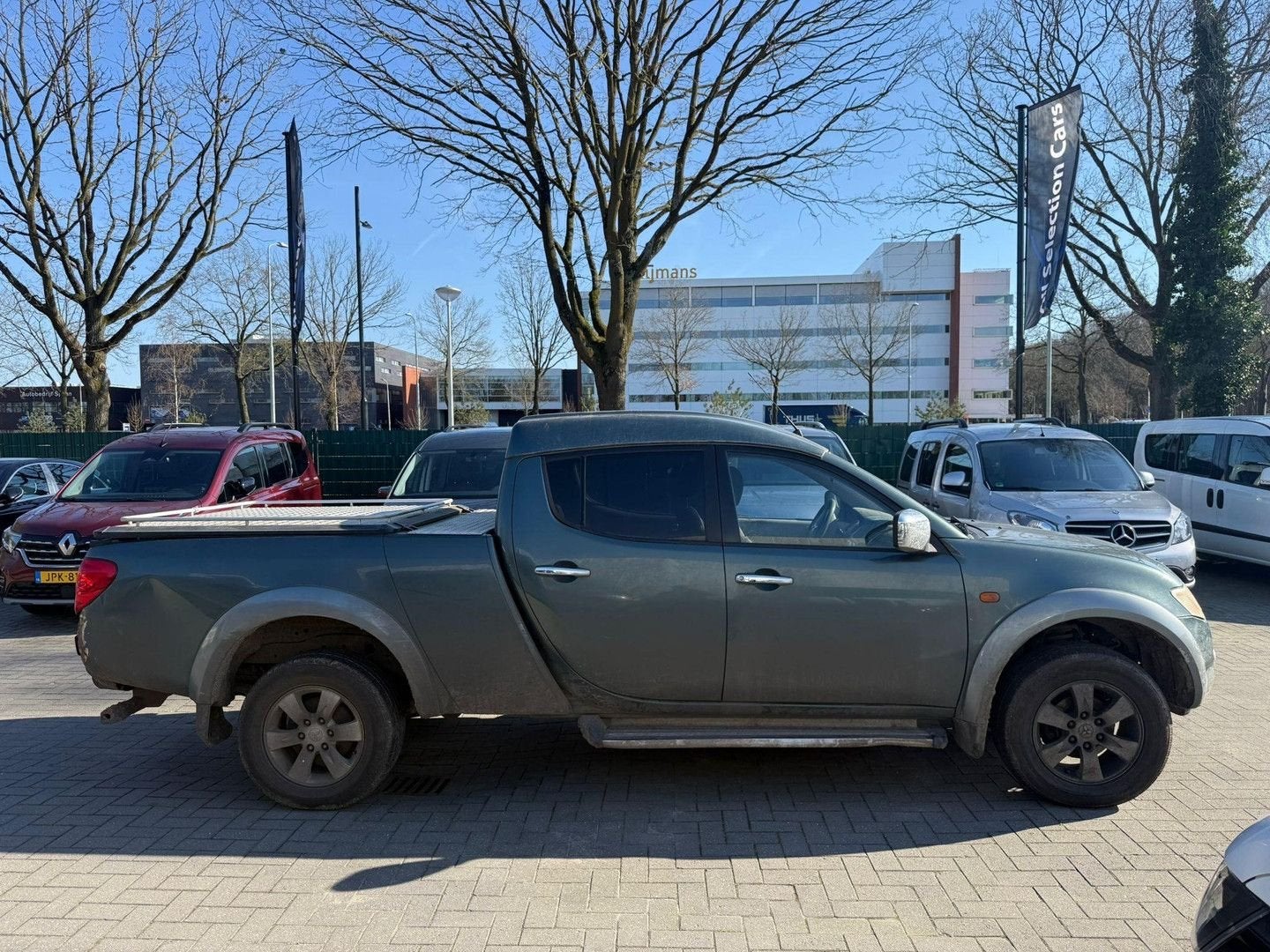 Mitsubishi L200 2.5 DI-D Double Cab Intense Automaat | € 4.9, Autos, Mitsubishi, Achat, Entreprise, Electronic Stability Program (ESP)