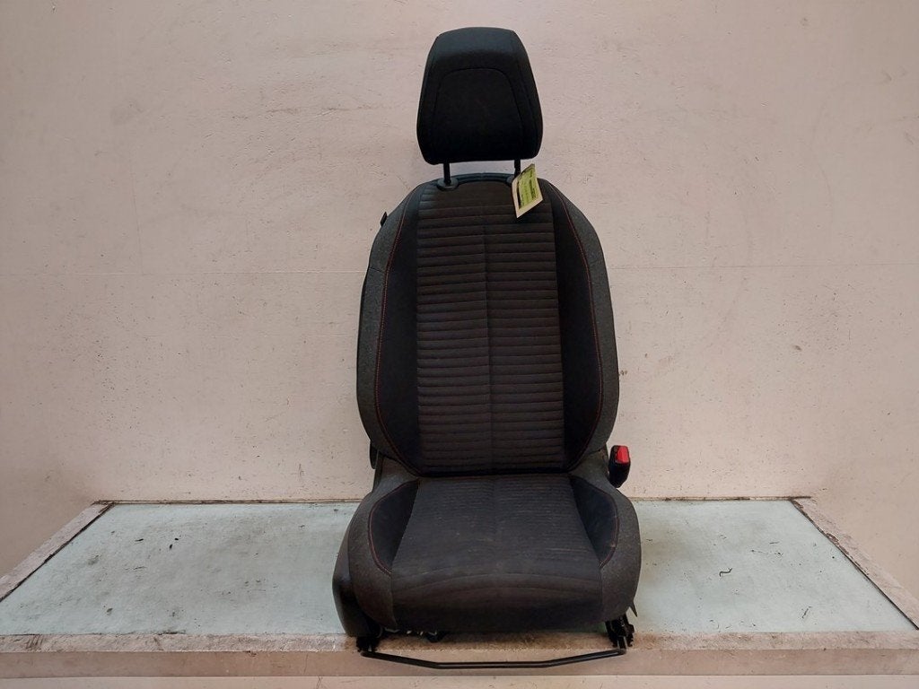 SIEGE AVANT DROIT ( PASSAGER ) 208 II (UB / UH / UP), Utilisé, Peugeot