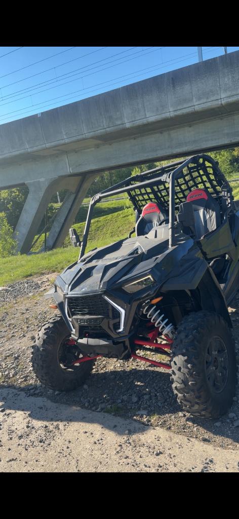 2021 Polaris RZR 1000XP gehomologeerde buggy, Motoren, 2 cilinders, Meer dan 35 kW, 1000 cc