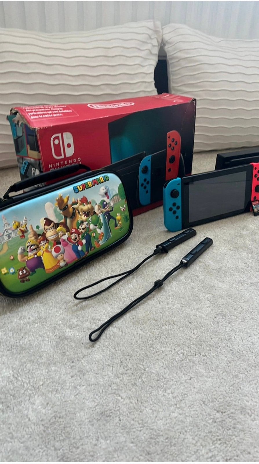Nintendo switch complète plus accessoires plus House Mario, Consoles de jeu & Jeux vidéo, Enlèvement, Comme neuf