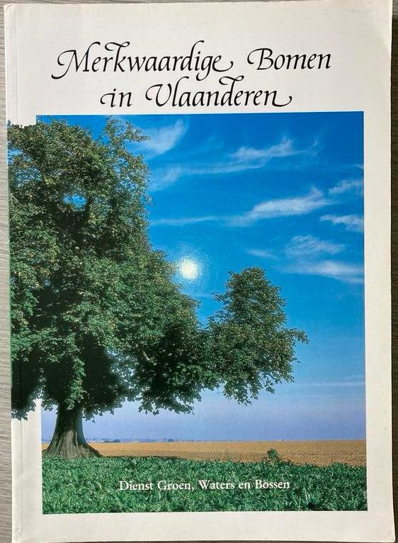 Merkwaardige bomen in Vlaanderen, Ophalen of Verzenden, Zo goed als nieuw