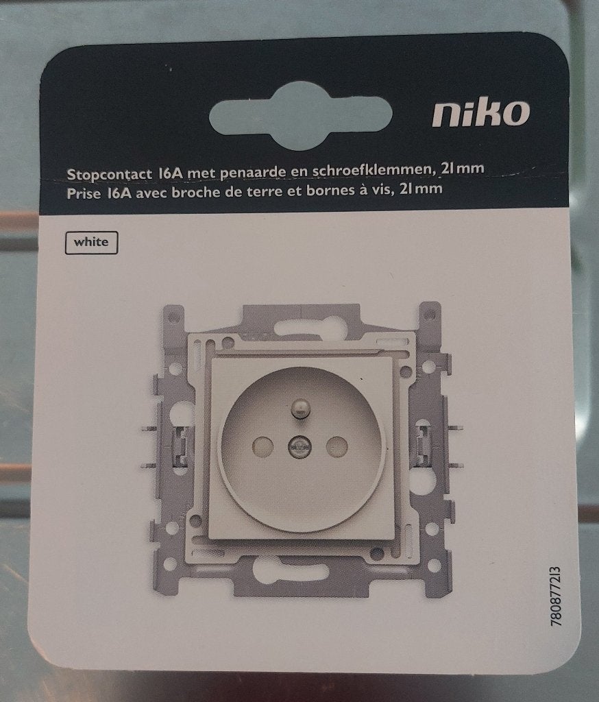Niko stopcontact 2-p aarding Wit 10x. Nieuw, Doe-het-zelf en Bouw, Ophalen of Verzenden, Nieuw, Stopcontact