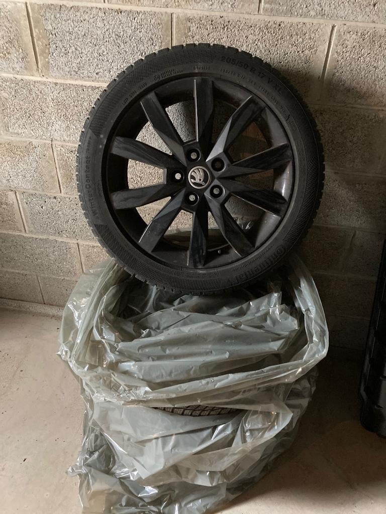 jantes Alu, Autos : Pièces & Accessoires, Pneus hiver, Véhicule de tourisme, 205 mm, 17 pouces