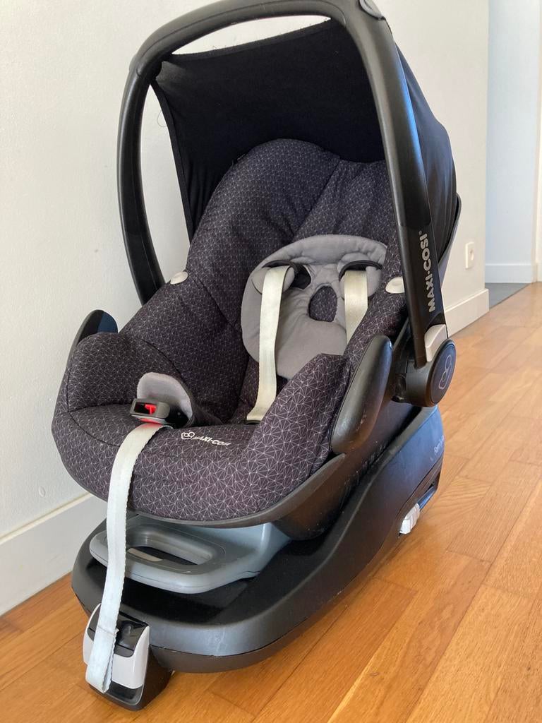 MaxiCosi + FamilyFix, Gebruikt, Slaapstand, Isofix, Maxi-Cosi