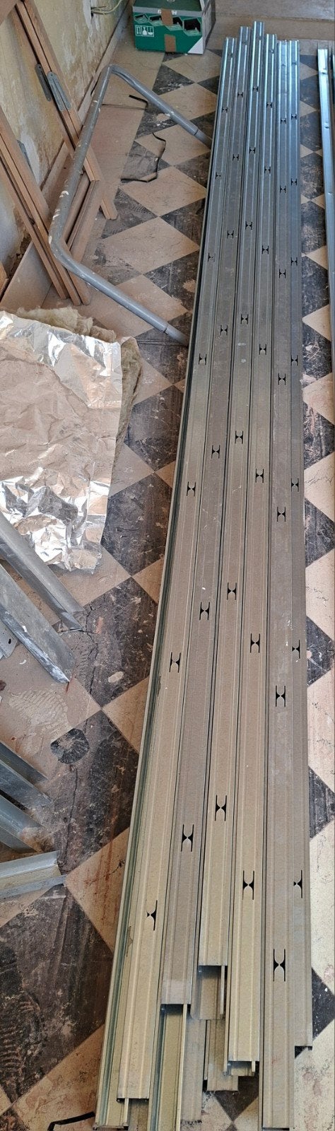 22 profiles Metal Stud Knauf 50 x 50, Ophalen, Zo goed als nieuw, Overige metalen