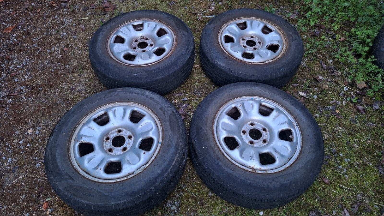 4 jantes en tôle pour Dacia Duster, Pneus et Jantes, 215 mm, 16 pouces, Véhicule de tourisme