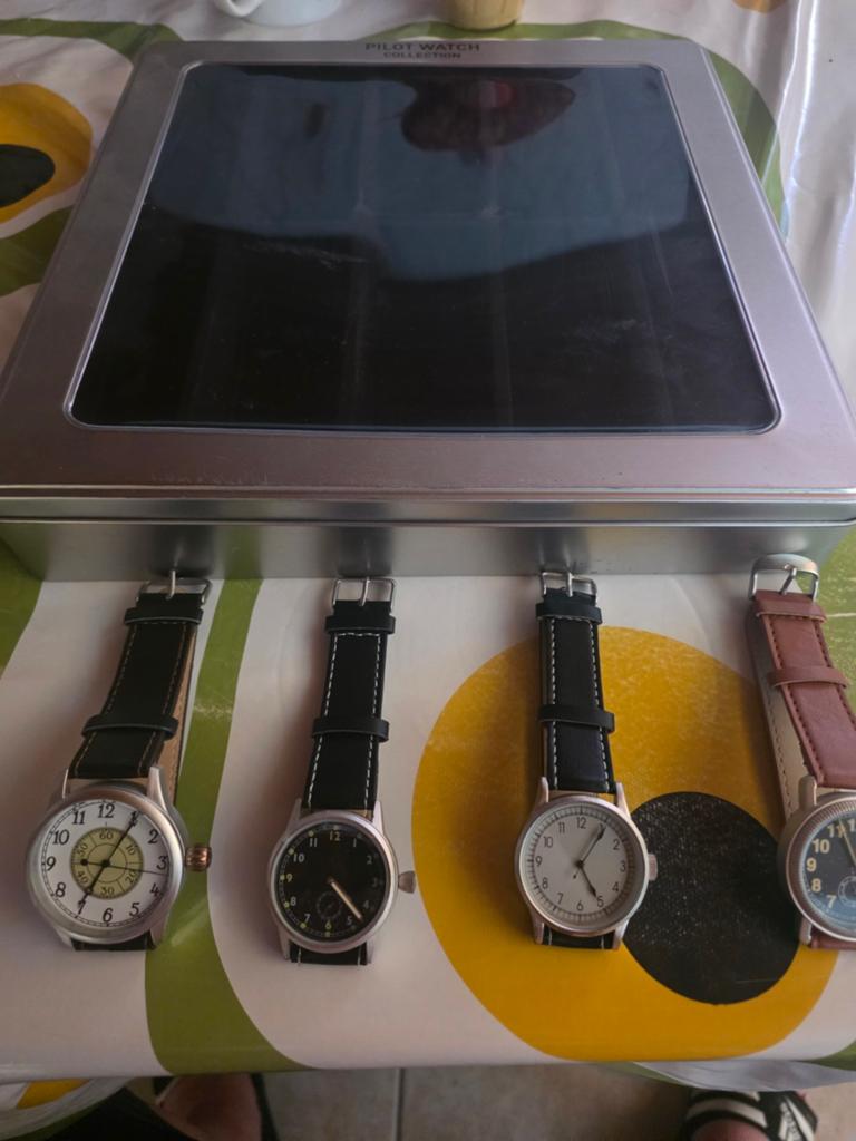 Montres de pilote, Cuir, Acier, Enlèvement, Neuf