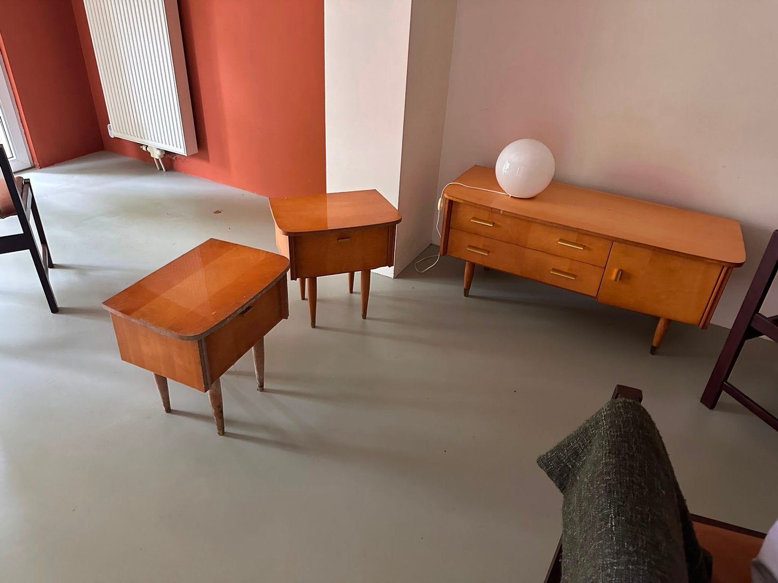 Retro Set van 1 kast + 2 nachtkastjes