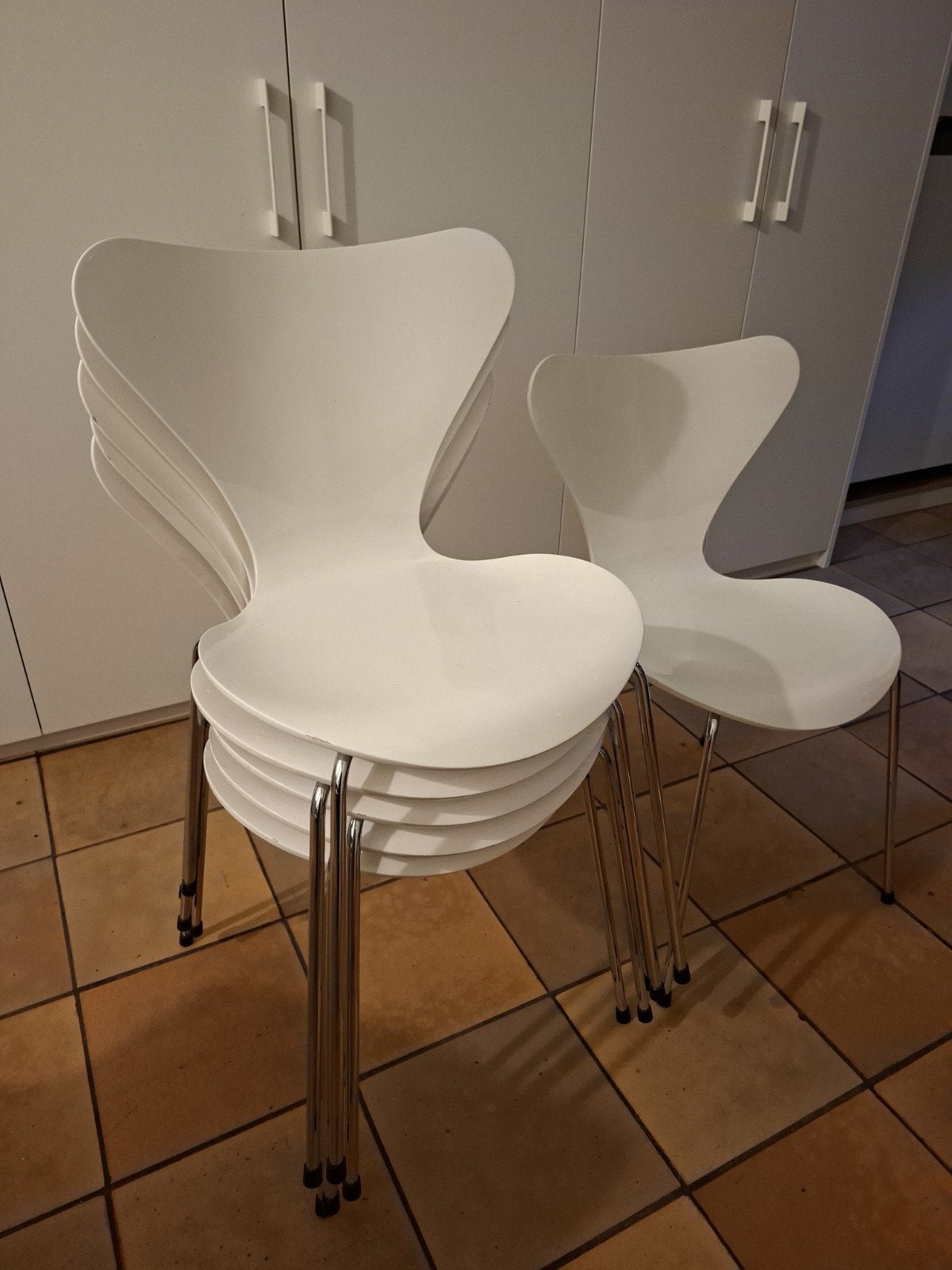 6 chaises papillon Fritz Hansen, Enlèvement