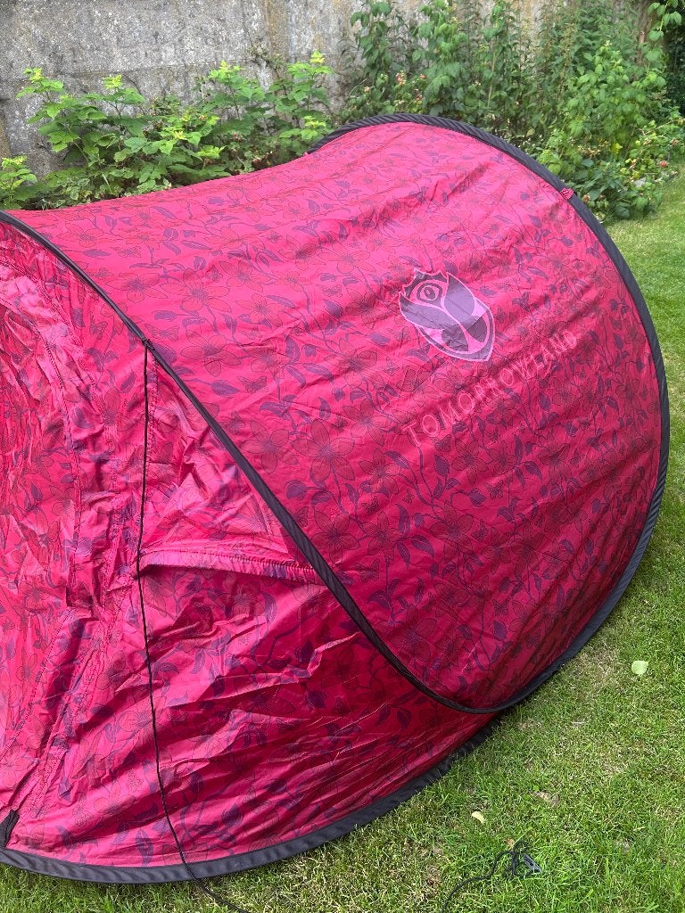 Tomorrowland Plooitent 2p, Caravans en Kamperen, Ophalen, Zo goed als nieuw, Tot en met 2