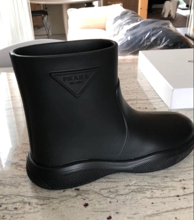 PRADA bottes en caoutchouc 44, Vêtements | Hommes, Chaussures, Neuf, Bottes, Enlèvement ou Envoi, Prada