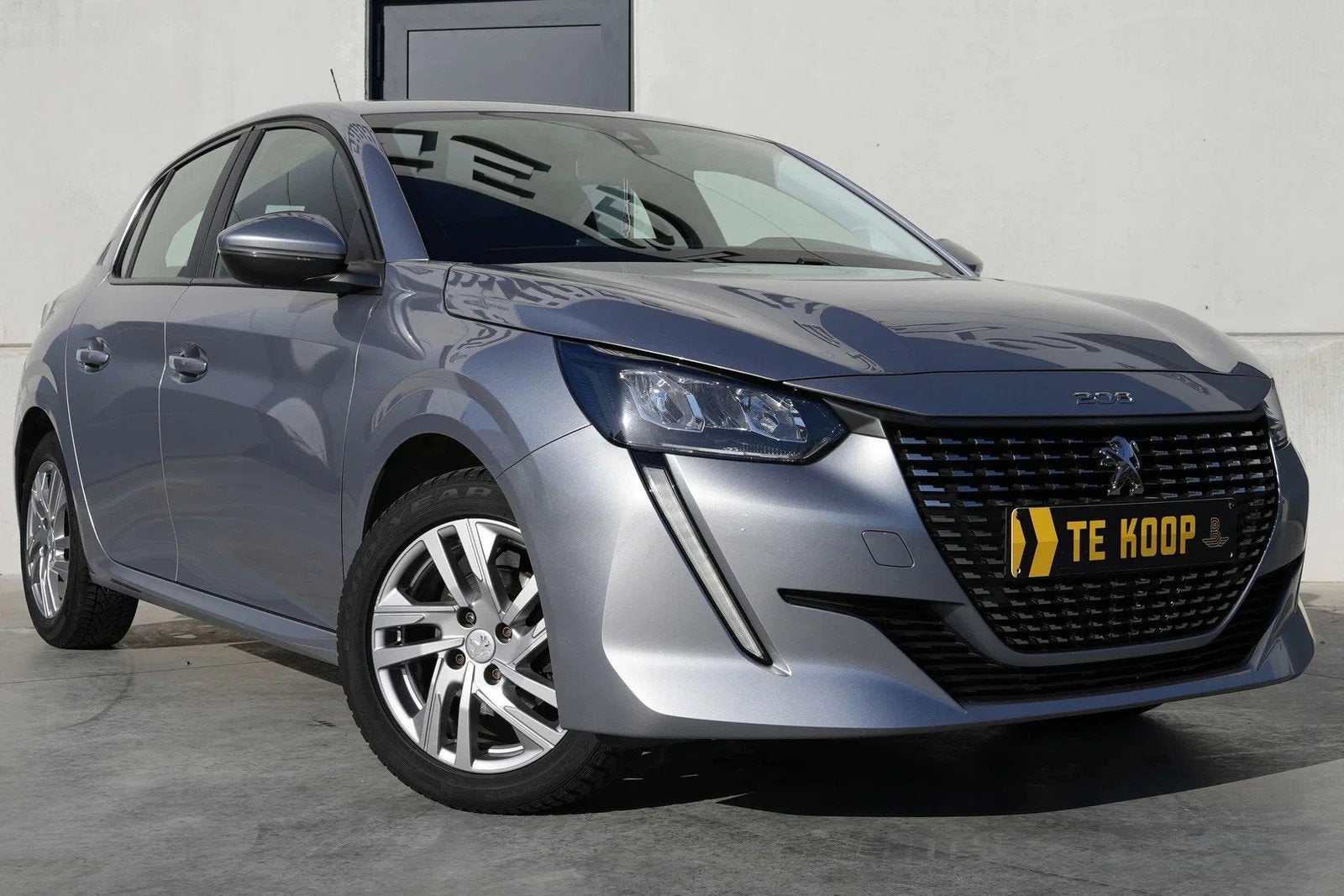 Peugeot 208 LED | CarPlay | Zetelverwarming | Cruise | PDC |, Auto's, Stof, 1199 cc, 5 deurs, Particulier