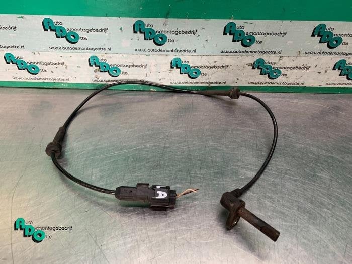 Capteur ABS d'un Renault Master (Master 4 19-), Renault, -, 3 mois de garantie, Utilisé