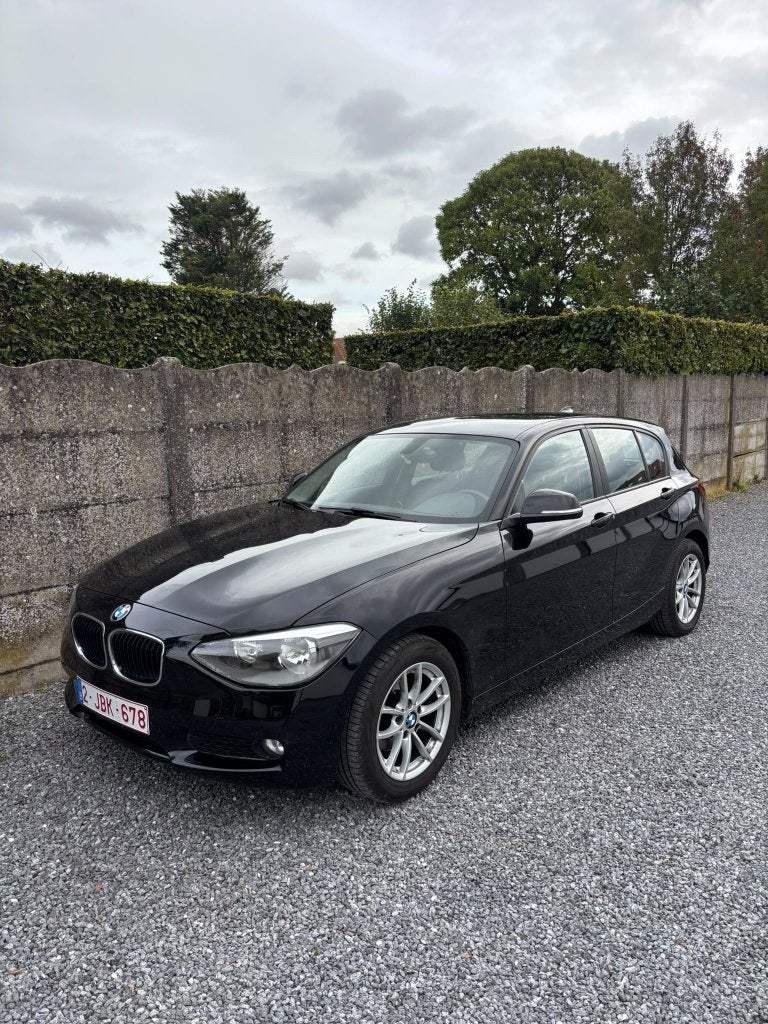 BMW 1reeks 114i benzine - te koop, Auto's, Zwart, Zwart, Handgeschakeld, Particulier