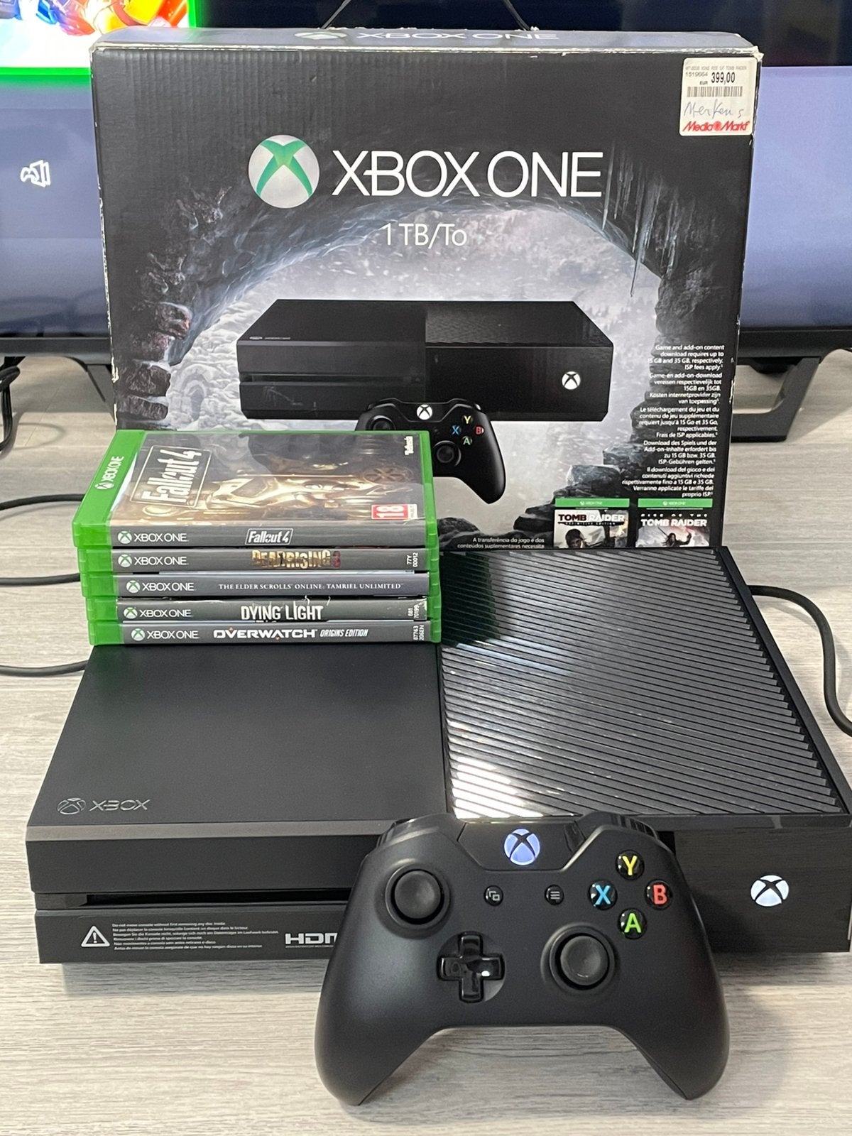 Xbox One 1TB + Games, Consoles de jeu & Jeux vidéo, Consoles de jeu | Xbox One, Enlèvement, Comme neuf, Xbox One