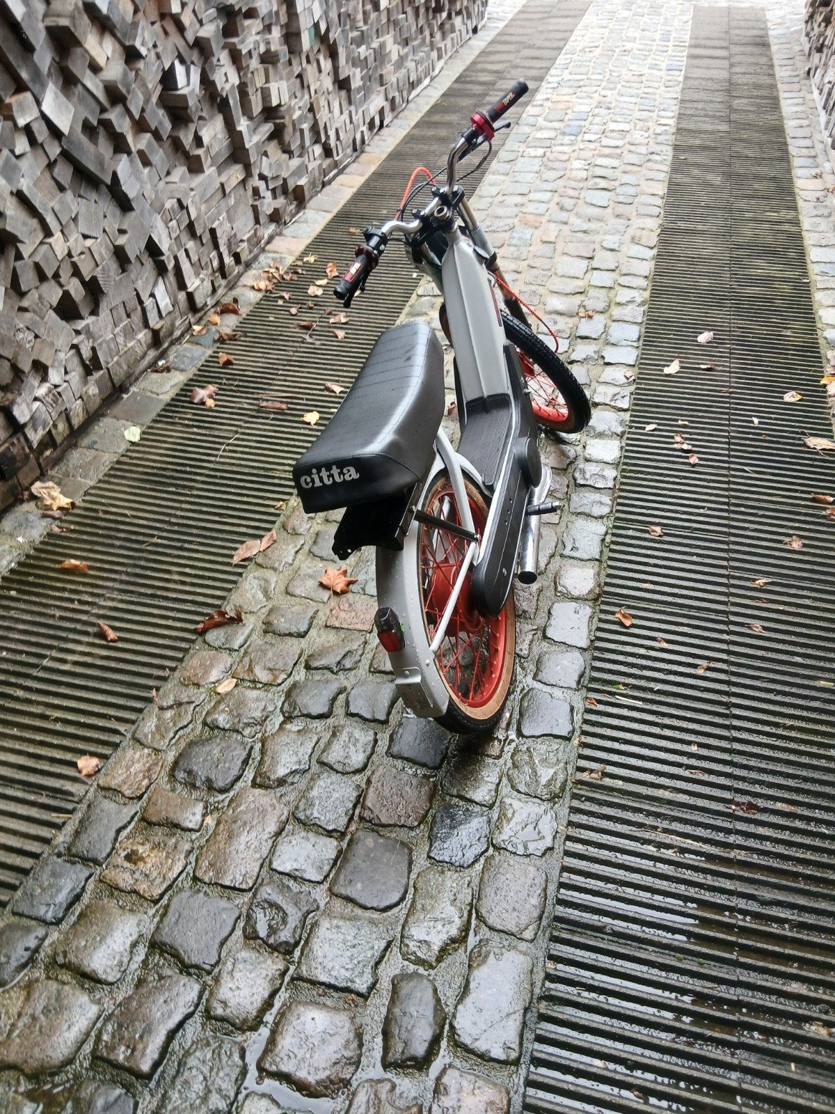 Vespa ciao, Ophalen