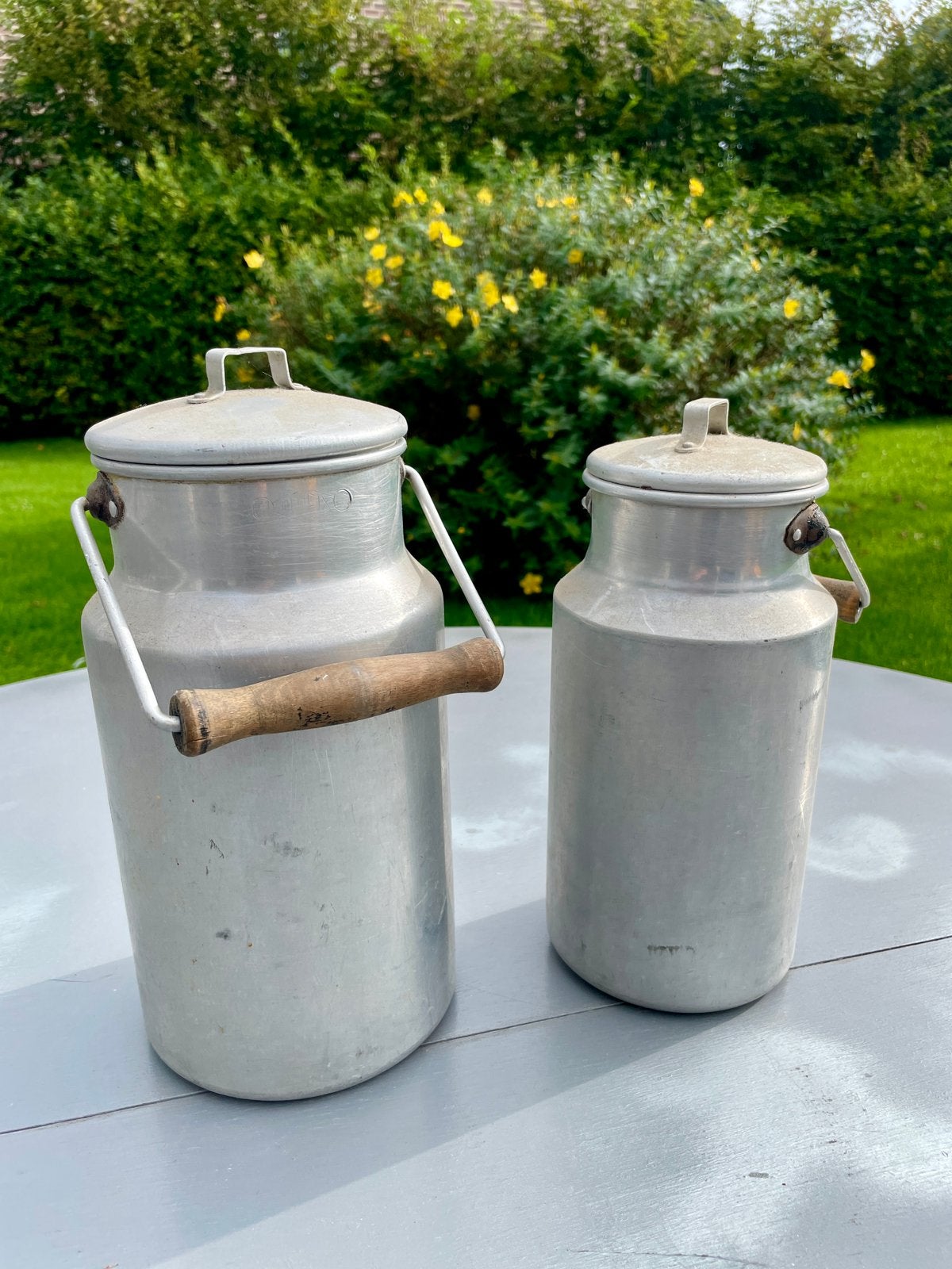 Lot de 2 anciens bidons à lait en aluminium, Jardin & Terrasse, Décoration murale de jardin, Enlèvement, Utilisé
