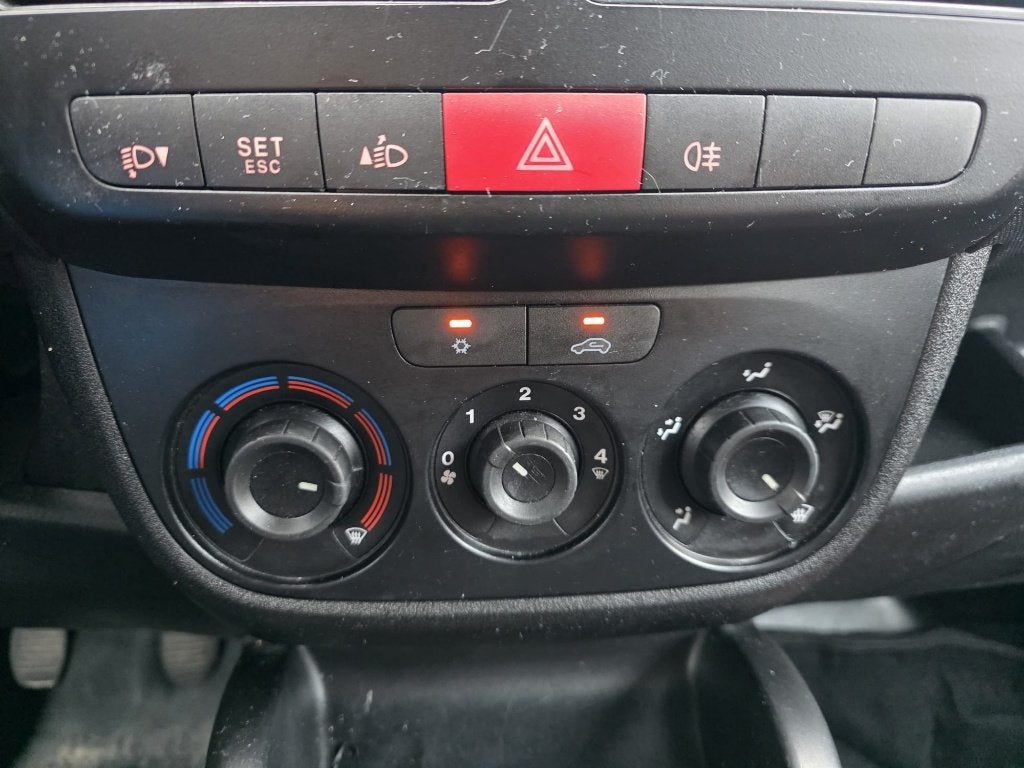 Opel Combo (Stock ID 01368) — 17
